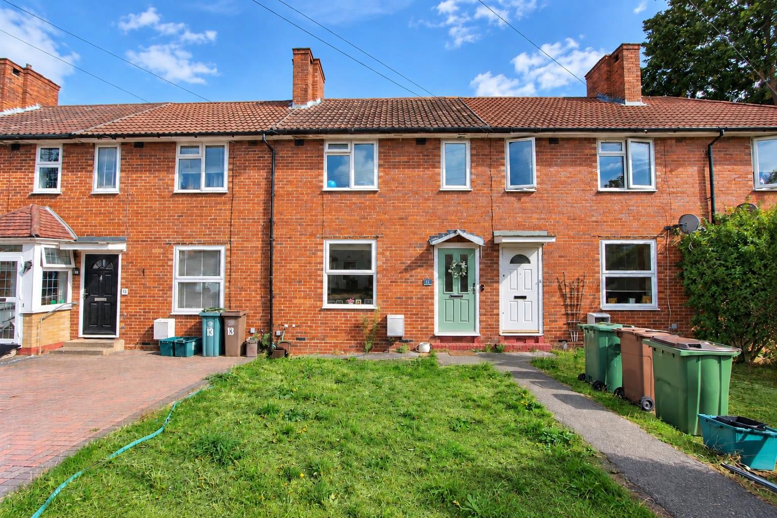 3 bed property in Newstead Walk, Carshalton